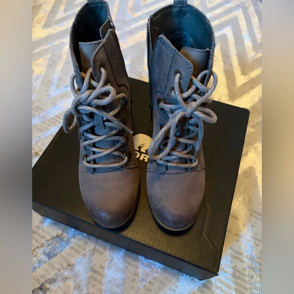 Sorel Joan Uptown Lace-Up Wedge Ankle Boots - Picture 2 of 7